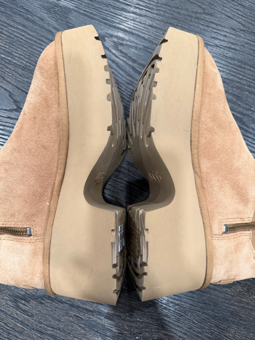 UGG Classic Twin Seam New Heights Chestnut Suede Platform Boots Size US 8 - Picture 6 of 10